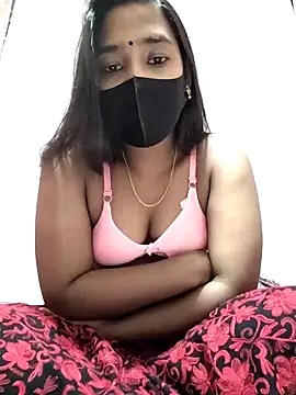 Snapshot of Etha-Moni chatting on 02-11-25, 09:35 Etha-Moni online show from 02-11-25, 09:35