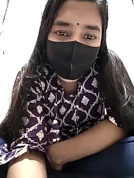 Snapshot of Etha-Moni chatting on 02-13-25, 06:27 Etha-Moni online show from 02-13-25, 06:27