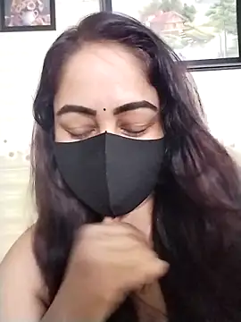 Snapshot of Etha-Moni chatting on 09-20-25, 07:37 Etha-Moni online show from 09-20-25, 07:37