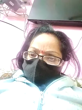 heenage online show from 12-17-24, 03:17
