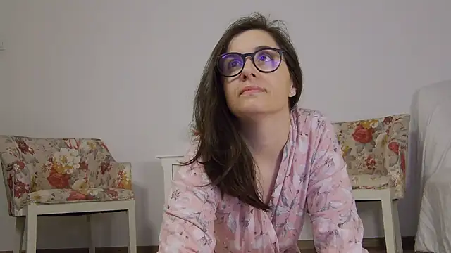 Snapshot of SophieeRain chatting on 10-06-25, 05:05 SophieeRain online show from 10-06-25, 05:05