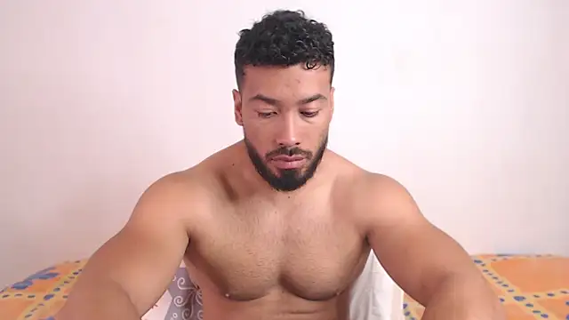 Snapshot of freddsexxx chatting on 04-17-26, 02:53 freddsexxx online show from 04-17-26, 02:53