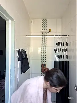 luuhcat09 online show from 12-01-25, 05:29