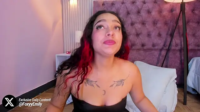 EMILYY FOXY online show from 02-01-25, 01:44