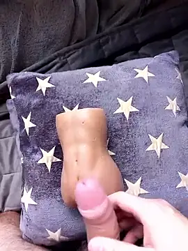 Snapshot of mattarm3122 chatting on 10-07-25, 12:24 mattarm3122 online show from 10-07-25, 12:24