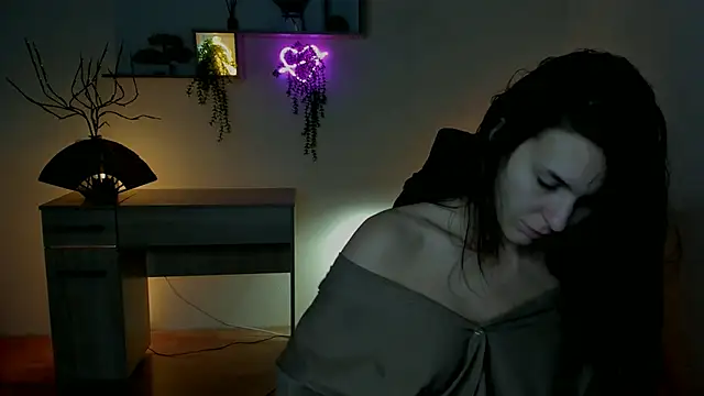 EricaPowers online show from 12-09-24, 10:11