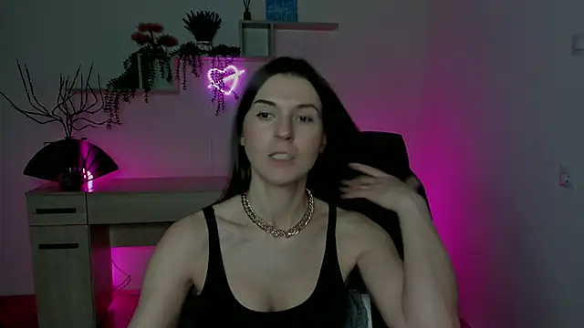 EricaPowers online show from 12-23-24, 11:14
