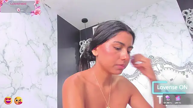 Emmy Cute18 online show from 12-20-24, 05:51