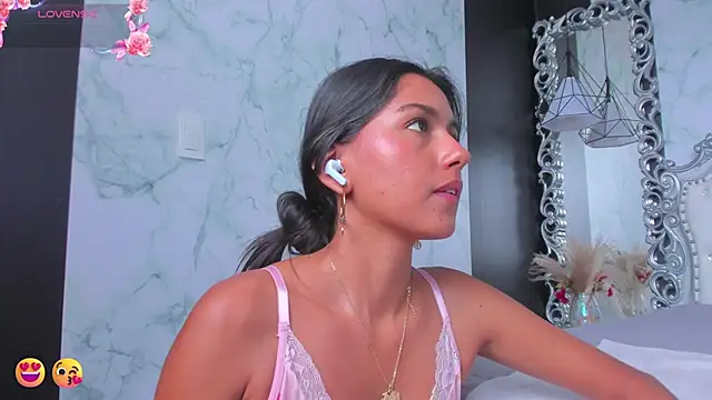 Emmy Cute18 online show from 01-02-25, 05:29
