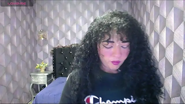 Sofiacowperx online show from 01-03-25, 12:30