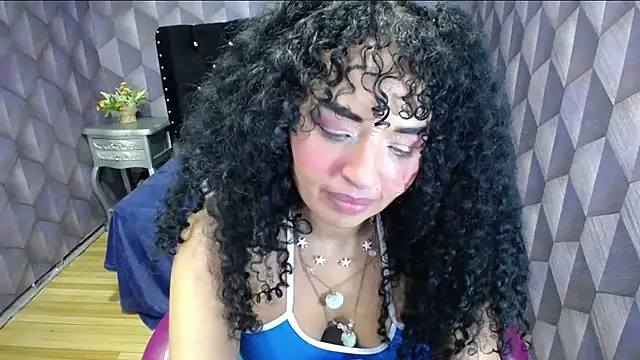 Sofiacowperx online show from 01-11-25, 03:02