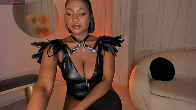 SavannahStorm online show from 01-15-25, 03:39