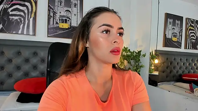 Snapshot of alicee_cooper chatting on 02-26-25, 02:14 alicee cooper online show from 02-26-25, 02:14