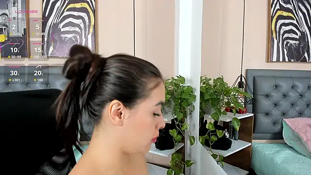 Snapshot of alicee_cooper chatting on 09-11-25, 02:28 alicee cooper online show from 09-11-25, 02:28