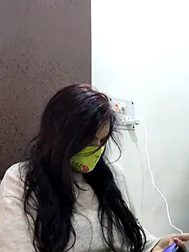 Snapshot of illay_love chatting on 02-14-25, 10:38 illay love online show from 02-14-25, 10:38