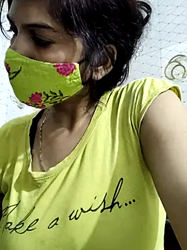 Snapshot of illay_love chatting on 02-20-25, 12:47 illay love online show from 02-20-25, 12:47