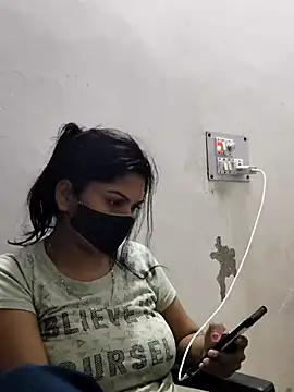 Snapshot of illay_love chatting on 03-01-25, 02:34 illay love online show from 03-01-25, 02:34