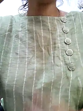 Snapshot of illay_love chatting on 03-03-25, 06:37 illay love online show from 03-03-25, 06:37