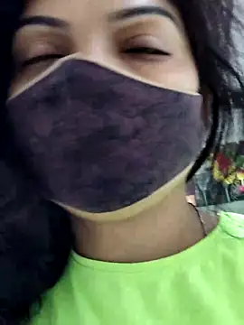 Snapshot of illay_love chatting on 03-04-25, 03:33 illay love online show from 03-04-25, 03:33