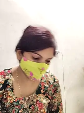 Snapshot of illay_love chatting on 03-07-25, 01:07 illay love online show from 03-07-25, 01:07