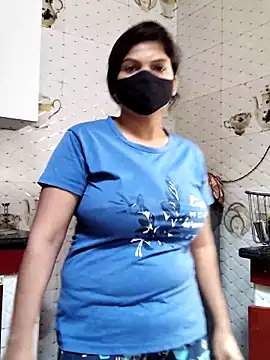 illay love online show from 11-18-25, 05:01