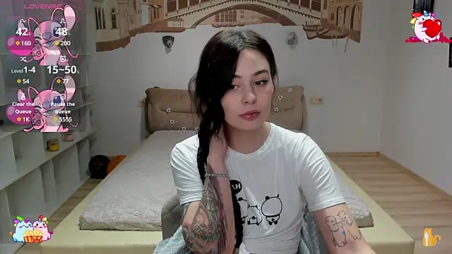 NataliMillers online show from 12-22-24, 01:22