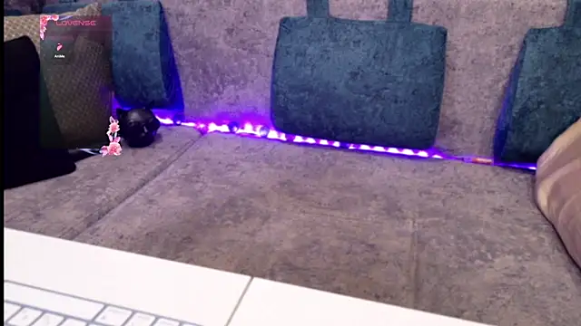 blackcat142 online show from 10-04-25, 12:03