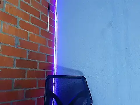 Leandro valenzuela online show from 09-28-25, 01:44