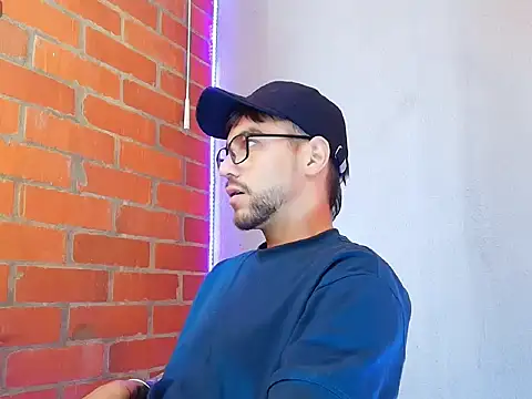 Leandro valenzuela online show from 10-06-25, 06:38