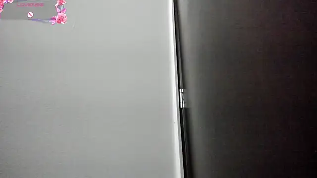 Snapshot of Estefany777 chatting on 03-21-25, 05:45 Estefany777 online show from 03-21-25, 05:45