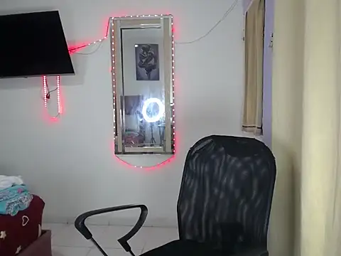 boy latino sex online show from 09-19-25, 12:39