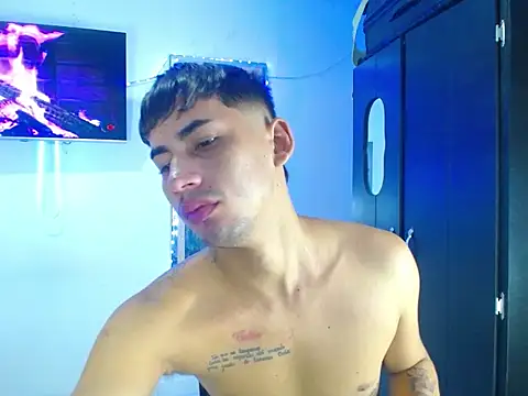 boy latino sex online show from 09-24-25, 05:22
