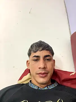boy latino sex online show from 11-26-25, 04:24