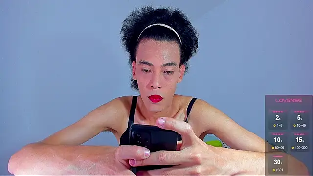 Snapshot of NickSull__ chatting on 12-05-24, 05:06 NickSull online show from 12-05-24, 05:06