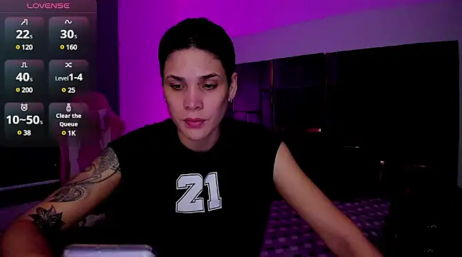 Charlee pink online show from 03-06-25, 03:24