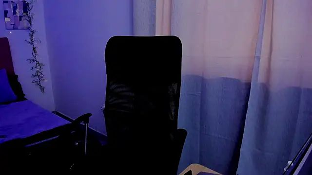 Charlee pink online show from 09-30-25, 07:41