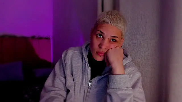 Charlee pink online show from 02-21-26, 10:55