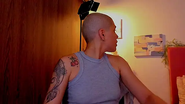 Charlee pink online show from 03-14-26, 04:40