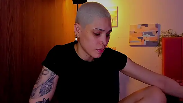 Charlee pink online show from 03-19-26, 07:23