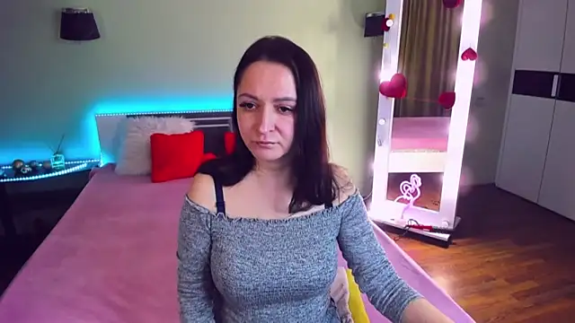 Snapshot of AngellLika chatting on 03-20-25, 01:26 AngellLika online show from 03-20-25, 01:26