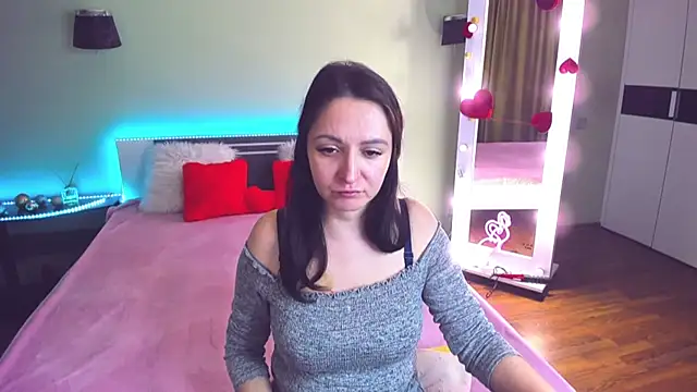 Snapshot of AngellLika chatting on 03-20-25, 04:31 AngellLika online show from 03-20-25, 04:31