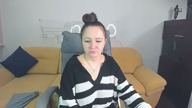 Snapshot of AngellLika chatting on 02-04-26, 01:50 AngellLika online show from 02-04-26, 01:50