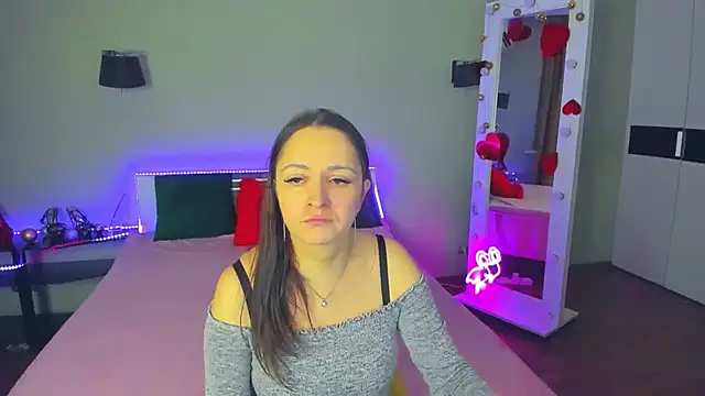 Snapshot of AngellLika chatting on 02-06-26, 06:44 AngellLika online show from 02-06-26, 06:44