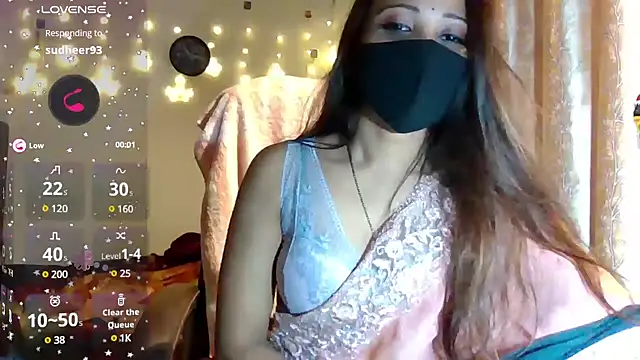 Snapshot of Cute-Tara chatting on 01-11-25, 09:26 Cute-Tara online show from 01-11-25, 09:26