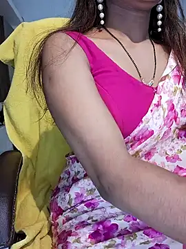 Snapshot of Cute-Tara chatting on 01-16-25, 06:35 Cute-Tara online show from 01-16-25, 06:35