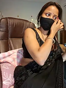 Snapshot of Cute-Tara chatting on 01-22-25, 09:02 Cute-Tara online show from 01-22-25, 09:02