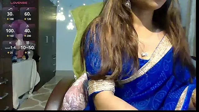 Snapshot of Cute-Tara chatting on 02-18-25, 05:42 Cute-Tara online show from 02-18-25, 05:42