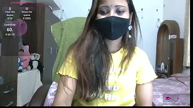 Snapshot of Cute-Tara chatting on 02-19-25, 05:38 Cute-Tara online show from 02-19-25, 05:38