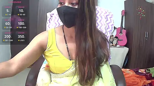 Snapshot of Cute-Tara chatting on 03-01-25, 05:05 Cute-Tara online show from 03-01-25, 05:05