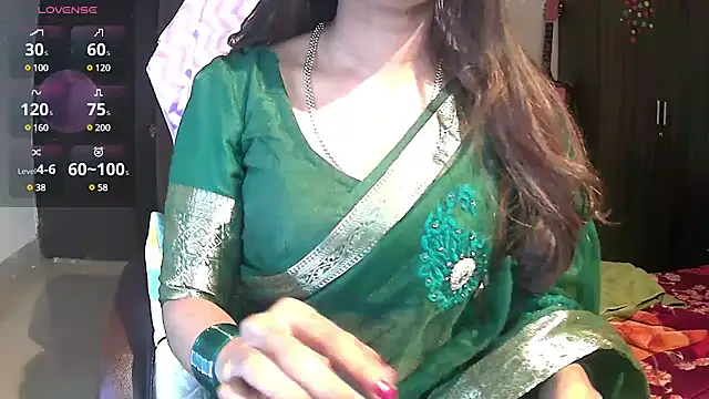Snapshot of Cute-Tara chatting on 03-02-25, 07:10 Cute-Tara online show from 03-02-25, 07:10
